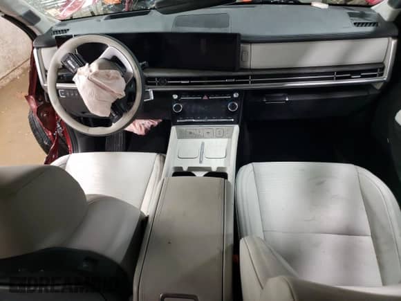 2025 Hyundai Santa Fe Calligraphy с VIN 5NMP5DGL3SH072272, выставлен на аукционе Copart как лот 45192205 с пробегом 2 749 миль миль и Списание • Salvage title. История ставок и продаж доступна на DreamBid. Изображение 8.