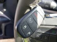 ✅ 2024 Jeep Compass Limited • VIN: 3C4NJDCN5RT581917 • Lot: 43504613. Wystawiony na IAAI z przebiegiem 56 081 mil. Bezpłatny archiwum sprzedaży aukcyjnych z USA i szczegółowy raport historii pojazdu na DreamBid. Zdjęcie 11.