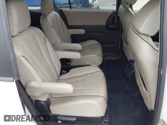 ✅ 2013 Mazda 5 Grand Touring • VIN: JM1CW2DL7D0160703 • Лот: 42050226. Опубликован ранее на IAAI с пробегом 133 702 миль. Бесплатный доступ к архиву аукционных продаж из США и подробный отчёт об истории автомобиля на DreamBid. Изображение 8.