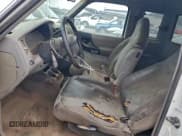 ✅ 2000 Ford Ranger XL • VIN: 1FTYR14V0YPA06629 • Lot: 93977285. Listed on Copart with 282,141 mi. Free auction sales archive from the USA and detailed vehicle history report at DreamBid. Image 7.