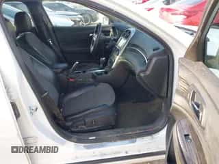 2015 Chevrolet Malibu LT with VIN 1G11C5SL9FF318648, listed as a IAAI auction lot 43322404 with 145,757 mi miles and . Bid and sale history available at DreamBid. Image 5.