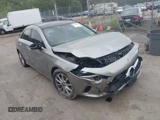 ✅ 2019 Mercedes-Benz A 220 • VIN: WDD3G4EB4KW020915 • Лот: 42746889. Опубликован ранее на IAAI с пробегом Не указан. Бесплатный доступ к архиву аукционных продаж из США и подробный отчёт об истории автомобиля на DreamBid. Изображение 1.