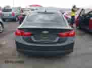 2017 Chevrolet Malibu LS z VIN 1G1ZC5ST5HF212333, wystawiony jako IAAI lot #43109454 z przebiegiem 143 725 mil mil oraz . Historia ofert i sprzedaży dostępna na DreamBid. Obrazek 16.