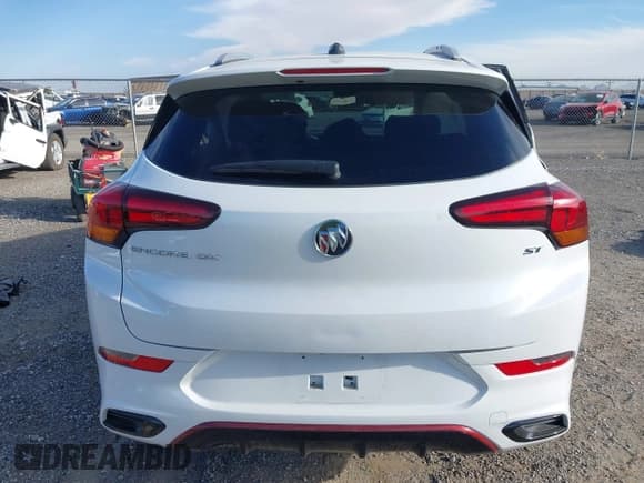 ✅ 2022 Buick Encore GX Preferred • VIN: KL4MMBS24NB093157 • Lot: 41875002. Wystawiony na IAAI z przebiegiem 23 224 mil. Bezpłatny archiwum sprzedaży aukcyjnych z USA i szczegółowy raport historii pojazdu na DreamBid. Zdjęcie 17.