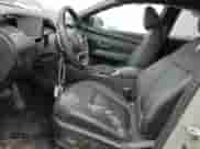 2024 Hyundai Santa Cruz Limited с VIN 5NTJEDAF8RH098311, выставлен на аукционе Copart как лот 46491895 с пробегом 2 481 миль миль и Списание • Salvage title. История ставок и продаж доступна на DreamBid. Изображение 7.