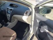 ✅ 2007 Toyota Yaris • VIN: JTDBT923871007262 • Лот: 43790987. Опубликован ранее на IAAI с пробегом 298 774 миль. Бесплатный доступ к архиву аукционных продаж из США и подробный отчёт об истории автомобиля на DreamBid. Изображение 5.