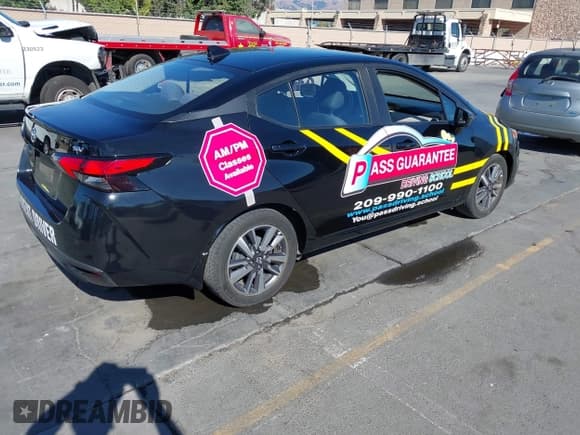 ✅ 2020 Nissan Versa SV • VIN: 3N1CN8EV2LL847355 • Лот: 43100887. Опубликован ранее на IAAI с пробегом 92 242 миль. Бесплатный доступ к архиву аукционных продаж из США и подробный отчёт об истории автомобиля на DreamBid. Изображение 4.