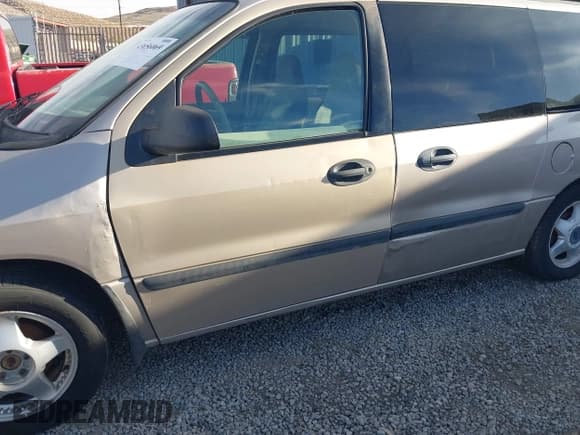 ✅ 2003 Ford Windstar LX • VIN: 2FMZA51403BA77694 • Lot: 43656069. Listed on IAAI with 220,030 mi. Free auction sales archive from the USA and detailed vehicle history report at DreamBid. Image 6.