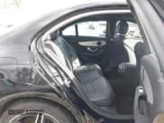 ✅ 2020 Mercedes-Benz C 300 • VIN: W1KWF8EB2LR597188 • Lot: 43565900. Wystawiony na IAAI z przebiegiem 47 210 mil. Bezpłatny archiwum sprzedaży aukcyjnych z USA i szczegółowy raport historii pojazdu na DreamBid. Zdjęcie 18.