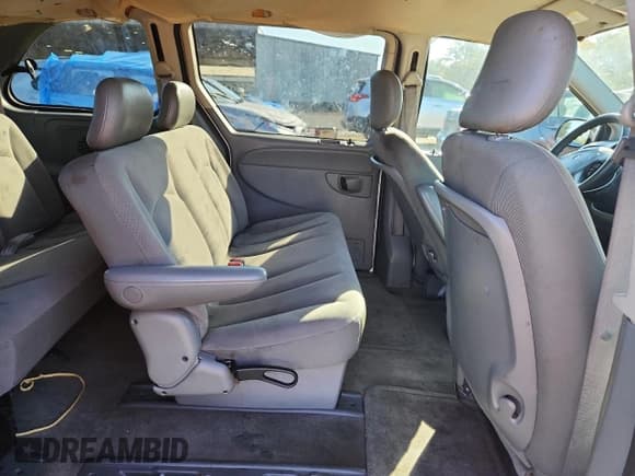 ✅ 2007 Dodge Caravan SE • VIN: 1D4GP25R17B238437 • Lot: 87222505. Wystawiony na Copart z przebiegiem 121 143 mil. Bezpłatny archiwum sprzedaży aukcyjnych z USA i szczegółowy raport historii pojazdu na DreamBid. Zdjęcie 11.