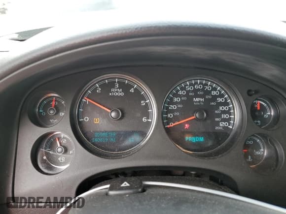 ✅ 2011 Chevrolet Suburban LS • VIN: 1GNSKHE36BR382223 • Lot: 64559285. Listed on Copart with 140,819 mi. Free auction sales archive from the USA and detailed vehicle history report at DreamBid. Image 9.