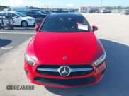 ✅ 2019 Mercedes-Benz A 220 • VIN: WDD3G4EB0KW020507 • Lot: 42896987. Wystawiony na IAAI z przebiegiem 107 363 mil. Bezpłatny archiwum sprzedaży aukcyjnych z USA i szczegółowy raport historii pojazdu na DreamBid. Zdjęcie 12.
