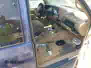 ✅ 1995 GMC Sierra 1500 • VIN: 2GTEC19K1S1534915 • Lot: 43112864. Wystawiony na IAAI z przebiegiem 205 048 mil mil. Skorzystaj z bezpłatnego archiwum sprzedaży aukcyjnych z USA i zobacz szczegółowy raport historii pojazdu na DreamBid. Zdjęcie 5.