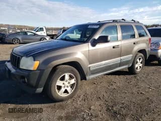 ✅ 2005 Jeep Grand Cherokee Laredo • VIN: 1J4GR48K65C702020 • Lot: 89552575. Listed on Copart with 213,986 mi. Free auction sales archive from the USA and detailed vehicle history report at DreamBid. Image 1.