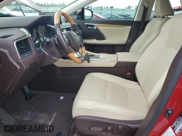 ✅ 2020 Lexus RX 350L • VIN: JTJHZKEA0L2016792 • Lot: 68852645. Listed on Copart with 31,034 mi. Free auction sales archive from the USA and detailed vehicle history report at DreamBid. Image 7.