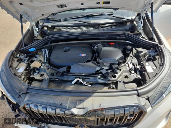 ✅ 2024 BMW X1 • VIN: WBX13EF07R5Y08140 • Lot: 80403965. Listed on Copart with 10,578 mi. Free auction sales archive from the USA and detailed vehicle history report at DreamBid. Image 12.