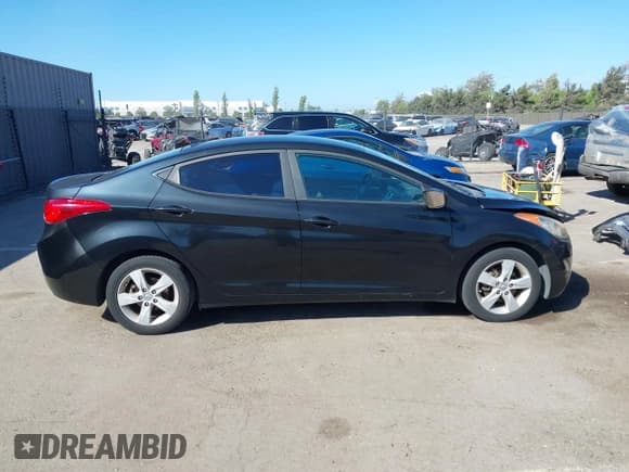 ✅ 2012 Hyundai Elantra GLS • VIN: KMHDH4AE9CU261793 • Lot: 43362310. Listed on IAAI with 110,031 mi. Free auction sales archive from the USA and detailed vehicle history report at DreamBid. Image 13.
