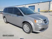 ✅ 2018 Dodge Grand Caravan SE • VIN: 2C4RDGBG6JR308439 • Lot: 80713085. Wystawiony na Copart z przebiegiem 81 793 mil. Bezpłatny archiwum sprzedaży aukcyjnych z USA i szczegółowy raport historii pojazdu na DreamBid. Zdjęcie 4.