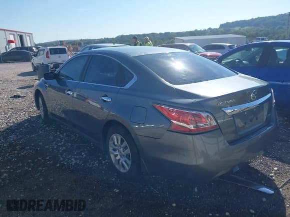 ✅ 2014 Nissan Altima 2.5 • VIN: 1N4AL3AP2EN387997 • Lot: 43316009. Listed on IAAI with 120,116 mi. Free auction sales archive from the USA and detailed vehicle history report at DreamBid. Image 3.