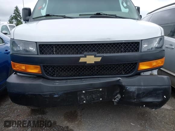 ✅ 2020 Chevrolet Express Cargo • VIN: 1GCWGAFGXL1276698 • Lot: 42406833. Listed on IAAI with 63,143 mi. Free auction sales archive from the USA and detailed vehicle history report at DreamBid. Image 22.