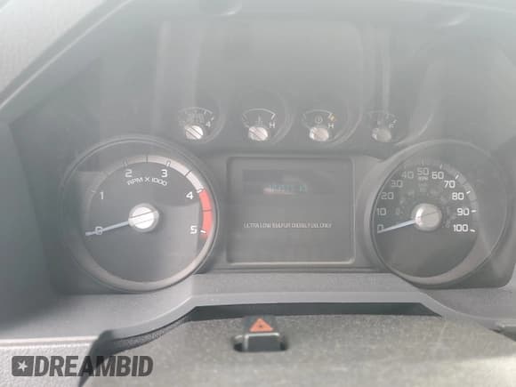 ✅ 2012 Ford F-350 XL • VIN: 1FT7W3AT2CEA17994 • Лот: 85738365. Опубликован ранее на Copart с пробегом 203 617 миль. Бесплатный доступ к архиву аукционных продаж из США и подробный отчёт об истории автомобиля на DreamBid. Изображение 9.