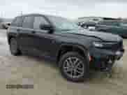 2022 Jeep Grand Cherokee Altitude with VIN 1C4RJGAG0N8612071, listed as a Copart auction lot 88852025 with 27,162 mi miles and Salvage title. Bid and sale history available at DreamBid. Image 4.