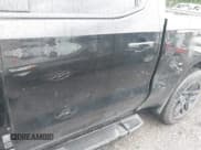 ✅ 2022 Chevrolet Silverado 1500 RST • VIN: 1GCUYEED7NZ149110 • Лот: 42373039. Опубликован ранее на IAAI с пробегом 37 452 миль. Бесплатный доступ к архиву аукционных продаж из США и подробный отчёт об истории автомобиля на DreamBid. Изображение 18.