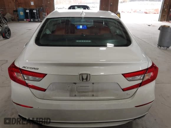 ✅ 2019 Honda Accord LX • VIN: 1HGCV1F12KA022469 • Lot: 43561361. Listed on IAAI with 43,267 mi. Free auction sales archive from the USA and detailed vehicle history report at DreamBid. Image 16.