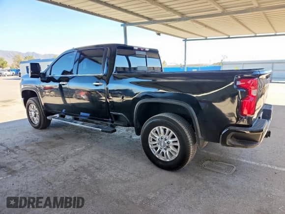 2020 Chevrolet Silverado 3500HD High Country z VIN 1GC4YVEYXLF105443, wystawiony jako Copart lot #91819785 z przebiegiem 76 561 mil mil oraz Szkoda całkowita • Salvage title. Historia ofert i sprzedaży dostępna na DreamBid. Obrazek 2.