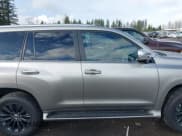✅ 2023 Lexus GX 460 Luxury • VIN: JTJGM7BX3P5349489 • Лот: 41621952. Опубликован ранее на IAAI с пробегом 31 932 миль. Бесплатный доступ к архиву аукционных продаж из США и подробный отчёт об истории автомобиля на DreamBid. Изображение 13.