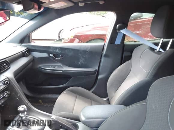 2020 Hyundai Veloster z VIN KMHT36AH0LU004909, wystawiony jako IAAI lot #42657127 z przebiegiem 86 557 mil mil oraz . Historia ofert i sprzedaży dostępna na DreamBid. Obrazek 5.