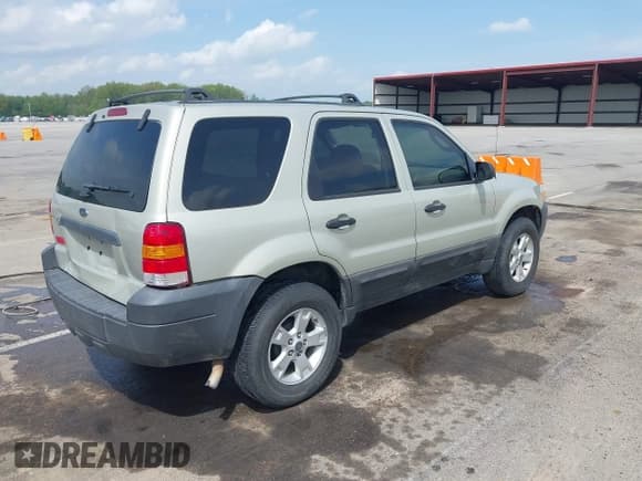 ✅ 2006 Ford Escape XLT • VIN: 1FMYU93Z46KA86718 • Лот: 42155834. Опубликован ранее на IAAI с пробегом 143 696 миль. Бесплатный доступ к архиву аукционных продаж из США и подробный отчёт об истории автомобиля на DreamBid. Изображение 4.