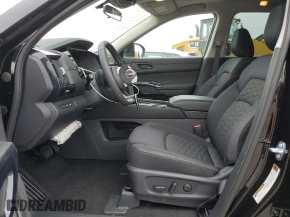 ✅ 2025 Nissan Pathfinder SV • VIN: 5N1DR3BB2SC263580 • Lot: 70879435. Listed on Copart with 1,139 mi. Free auction sales archive from the USA and detailed vehicle history report at DreamBid. Image 7.