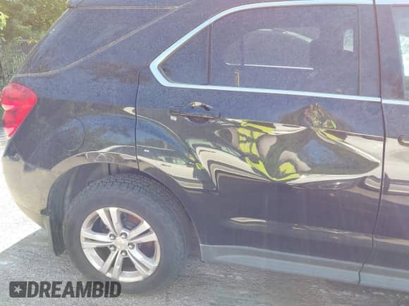 2015 Chevrolet Equinox LT z VIN 2GNFLGE33F6193992, wystawiony jako IAAI lot #42718191 z przebiegiem 84 824 mil mil oraz . Historia ofert i sprzedaży dostępna na DreamBid. Obrazek 17.