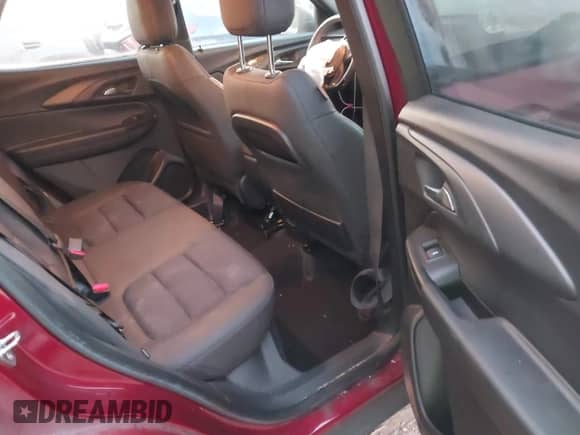 2022 Chevrolet TrailBlazer RS с VIN KL79MUSL1NB056001, выставлен на аукционе IAAI как лот 43257616 с пробегом 98 509 миль миль и . История ставок и продаж доступна на DreamBid. Изображение 8.