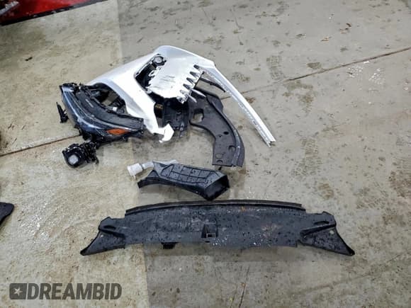 ✅ 2024 Lexus RX 350h Premium • VIN: 2T2BBMCA0RC034310 • Lot: 94977075. Wystawiony na Copart z przebiegiem 33 778 mil. Bezpłatny archiwum sprzedaży aukcyjnych z USA i szczegółowy raport historii pojazdu na DreamBid. Zdjęcie 13.