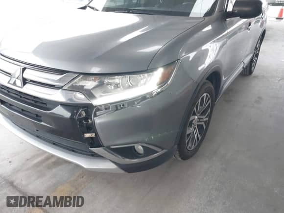 2017 Mitsubishi Outlander ES with VIN JA4AD2A39HZ034565, listed as a IAAI auction lot 43352016 with 187,984 mi miles and . Bid and sale history available at DreamBid. Image 6.