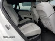 ✅ 2014 BMW X6 M • VIN: 5YMGZ0C55E0C40660 • Lot: 86108965. Wystawiony na Copart z przebiegiem 65 767 mil. Bezpłatny archiwum sprzedaży aukcyjnych z USA i szczegółowy raport historii pojazdu na DreamBid. Zdjęcie 10.