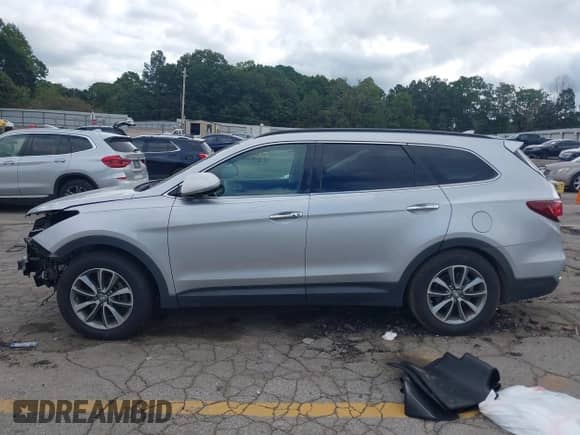 2017 Hyundai Santa Fe SE с VIN KM8SN4HFXHU244734, выставлен на аукционе IAAI как лот 43323823 с пробегом 103 000 миль миль и . История ставок и продаж доступна на DreamBid. Изображение 15.