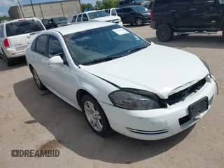 2016 Chevrolet Impala LT with VIN 2G1WB5E34G1119083, listed as a IAAI auction lot 43243743 with 204,004 mi miles and . Bid and sale history available at DreamBid. Image 1.