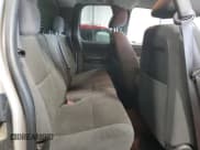 ✅ 2007 Chevrolet Silverado 2500HD Work Truck • VIN: 1GCHK29K87E506699 • Лот: 65772784. Опубликован ранее на Copart с пробегом 161 536 миль. Бесплатный доступ к архиву аукционных продаж из США и подробный отчёт об истории автомобиля на DreamBid. Изображение 10.