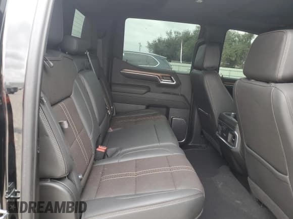 ✅ 2022 Chevrolet Silverado 1500 High Country • VIN: 1GCPAFED4NZ519503 • Лот: 43972305. Опубликован ранее на Copart с пробегом 29 711 миль. Бесплатный доступ к архиву аукционных продаж из США и подробный отчёт об истории автомобиля на DreamBid. Изображение 10.