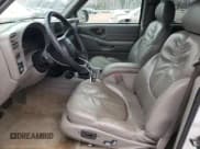 ✅ 2001 GMC Jimmy SLT • VIN: 1GKDT13W712155718 • Лот: 80688554. Опубликован ранее на Copart с пробегом 114 116 миль. Бесплатный доступ к архиву аукционных продаж из США и подробный отчёт об истории автомобиля на DreamBid. Изображение 7.