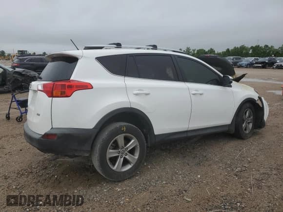 ✅ 2015 Toyota RAV4 XLE • VIN: 2T3WFREV8FW223716 • Lot: 55801215. Wystawiony na Copart z przebiegiem Nie podano. Bezpłatny archiwum sprzedaży aukcyjnych z USA i szczegółowy raport historii pojazdu na DreamBid. Zdjęcie 3.