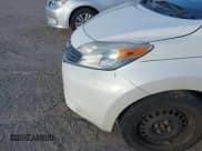 ✅ 2014 Nissan Note SV • VIN: 3N1CE2CP5EL390710 • Lot: 43519314. Wystawiony na IAAI z przebiegiem 99 173 mil. Bezpłatny archiwum sprzedaży aukcyjnych z USA i szczegółowy raport historii pojazdu na DreamBid. Zdjęcie 14.