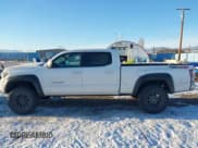 ✅ 2021 Toyota Tacoma SR5 • VIN: 3TMDZ5BN6MM105593 • Lot: 41424096. Wystawiony na IAAI z przebiegiem 39 215 mil. Bezpłatny archiwum sprzedaży aukcyjnych z USA i szczegółowy raport historii pojazdu na DreamBid. Zdjęcie 15.