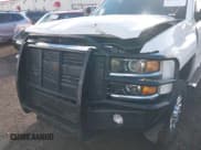 ✅ 2016 Chevrolet Silverado 2500HD LT • VIN: 1GC1KVE80GF235550 • Lot: 43737325. Wystawiony na IAAI z przebiegiem 256 055 mil. Bezpłatny archiwum sprzedaży aukcyjnych z USA i szczegółowy raport historii pojazdu na DreamBid. Zdjęcie 6.