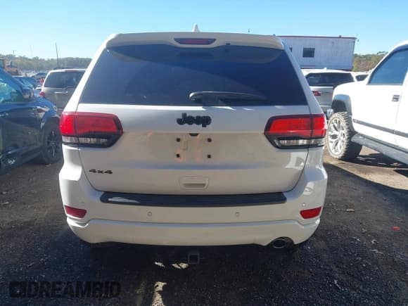 ✅ 2019 Jeep Grand Cherokee Upland • VIN: 1C4RJFAG4KC568014 • Lot: 43462908. Listed on IAAI with 77,727 mi. Free auction sales archive from the USA and detailed vehicle history report at DreamBid. Image 16.