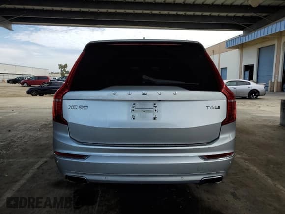 ✅ 2018 Volvo XC90 Inscription • VIN: YV4A22PL7J1348591 • Lot: 81225165. Listed on Copart with 45,763 mi. Free auction sales archive from the USA and detailed vehicle history report at DreamBid. Image 6.