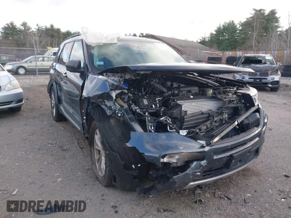 ✅ 2024 Ford Explorer XLT • VIN: 1FMSK8DH2RGA55907 • Lot: 43704786. Wystawiony na IAAI z przebiegiem 13 777 mil. Bezpłatny archiwum sprzedaży aukcyjnych z USA i szczegółowy raport historii pojazdu na DreamBid. Zdjęcie 1.